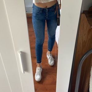 universal thread high rise skinny jean